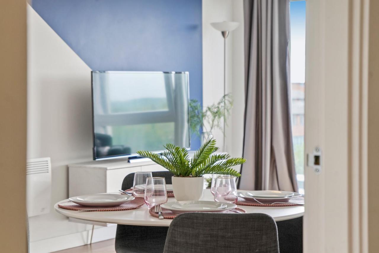Stunning 2 Bedroom Apartment Leeds  Eksteriør bilde