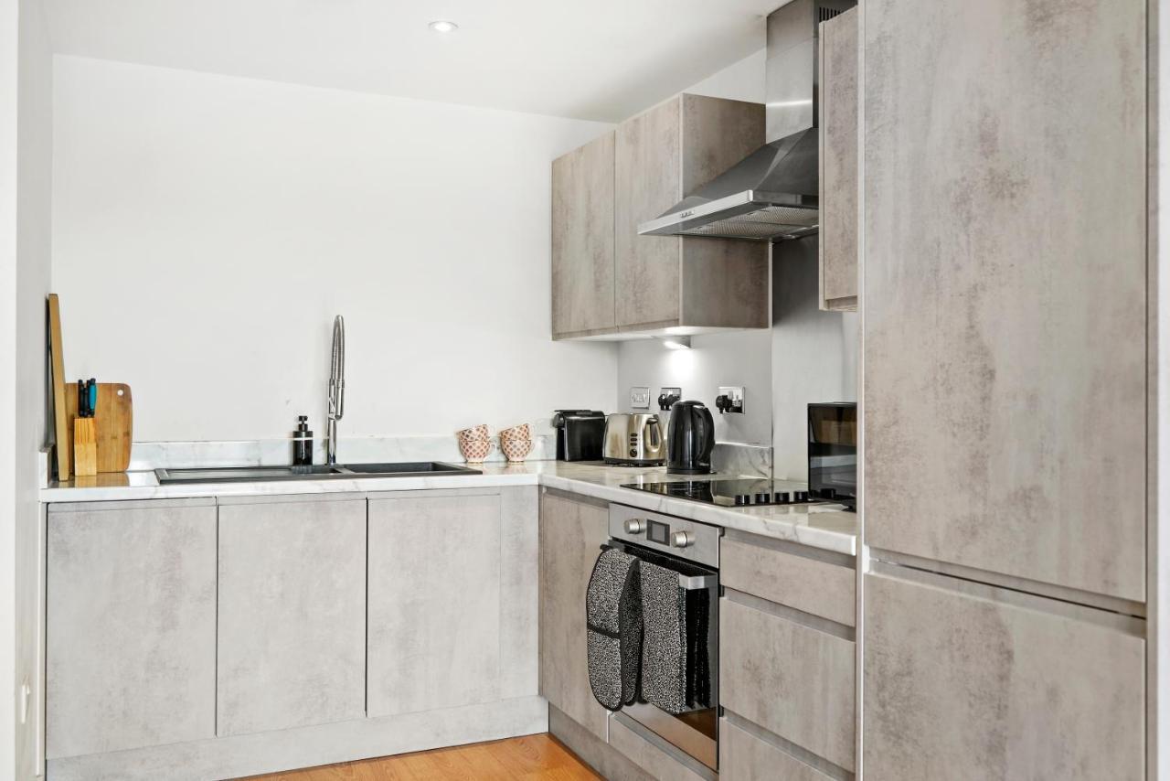 Stunning 2 Bedroom Apartment Leeds  Eksteriør bilde