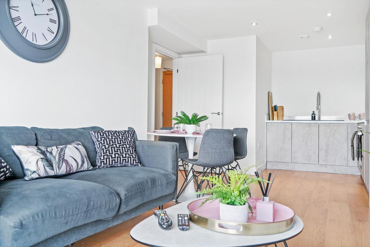 Stunning 2 Bedroom Apartment Leeds  Eksteriør bilde
